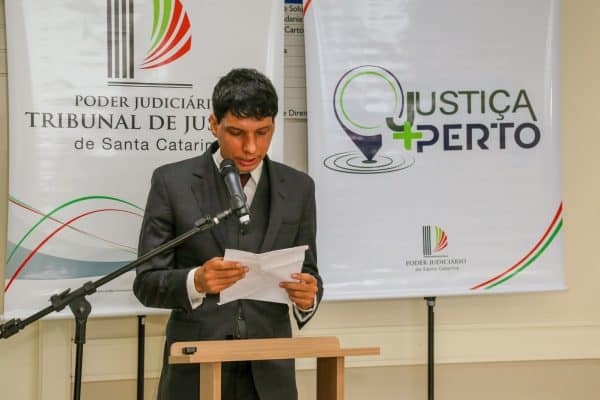 Apib pede ao CNJ investigação sobre afastamento de juiz indígena Yves Guachala