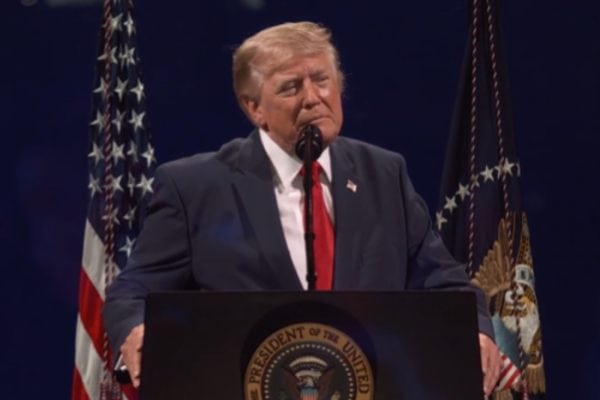 Trump afirma que EUA agem “com discrição” nas negociações com o Irã