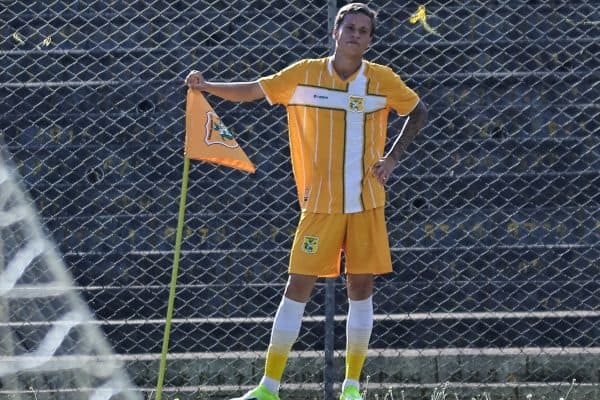 Brasiliense goleia Santa Maria por 5 x 0 e avança à semifinal do Candangão Sub-20