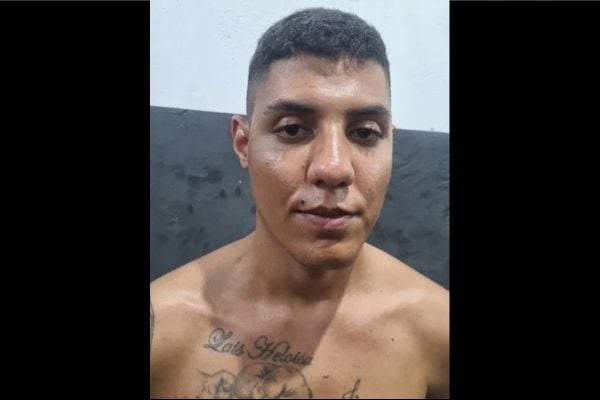 Pai que matou filhas em SP tinha nome de uma delas tatuado no peito