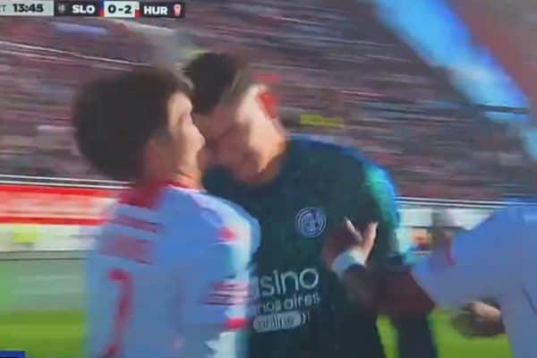 Orlando Gill, Herói Paraguaio, É Expulso Após Agressão em Clássico Argentino