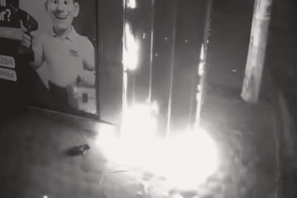 Homem é preso por mandar adolescentes incendiarem comércio no DF