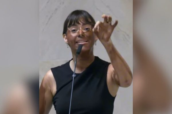PSOL solicita impugnação de Fabiana Bolsonaro por mudança em autodeclaração racial