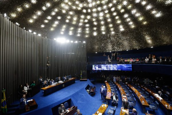 Disputa pelo Senado ganha destaque nas eleições de 2026