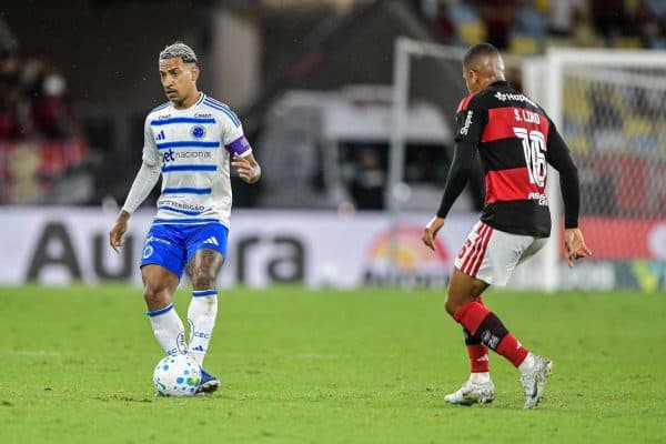 Cruzeiro e Flamengo se enfrentam nas oitavas da Libertadores no Mineirão