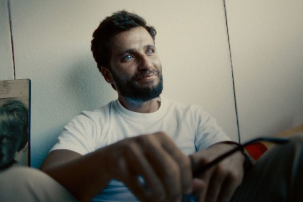 Bruno Gagliasso interpreta Honestino Guimarães, líder estudantil morto em 1973