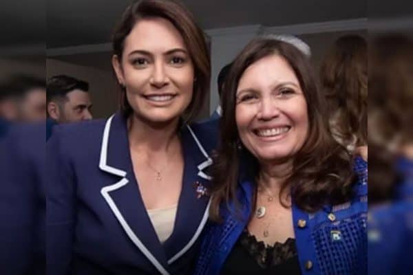 Michelle Bolsonaro nega desistência de Bia Kicis ao Senado como fake news