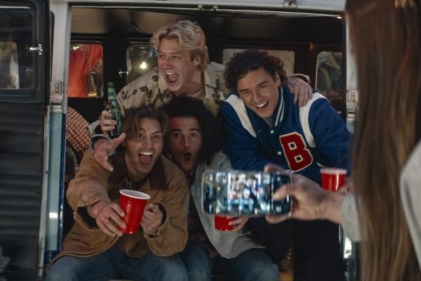 Off Campus: Shay Rudolph viverá irmã de Dean na 2ª temporada