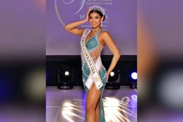 Brittany Boltinhouse perde título de Miss Carolina do Norte 2026 por posts racistas, mas não se arrepende