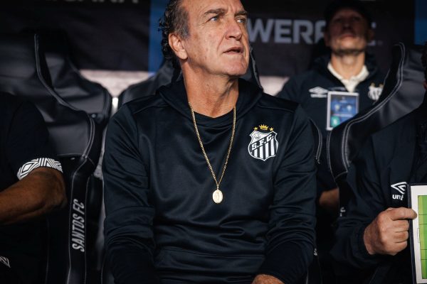 Cuca elogia Neymar após vitória do Santos sobre o Macará na Sul-Americana