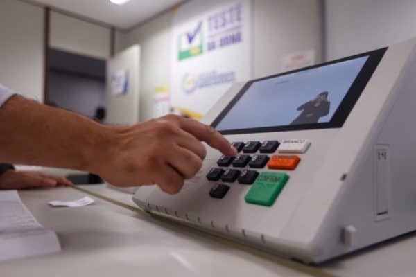 Campanha eleitoral de 2026 começa neste domingo com novas regras até 4 de outubro