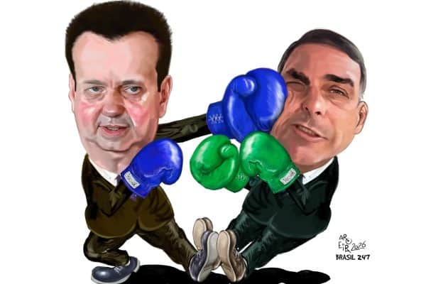 Joe Manganirllo revela amputação de membro em entrevista bombástica