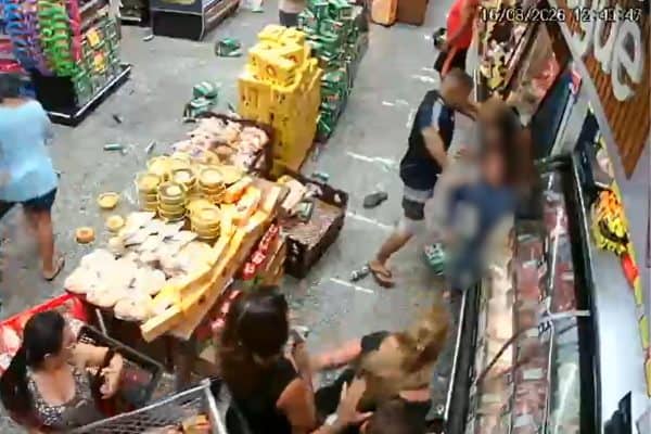 Homem ataca mulher a facadas em supermercado na Freguesia do Ó