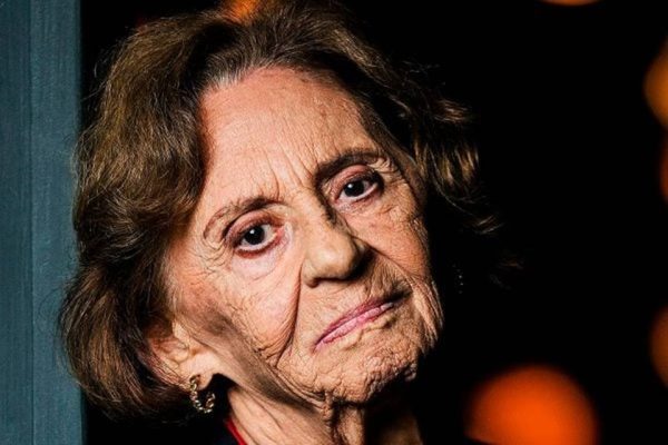 Atriz Laura Cardoso falece aos 98 anos; ícone da TV desde 1950