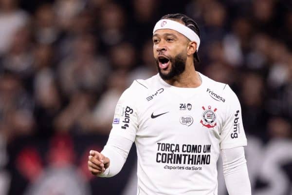 Osmar Stabile confirma extensão de contrato de Memphis Depay com o Corinthians
