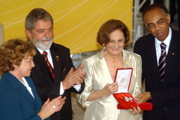 Lula lamenta morte de Laura Cardoso e destaca sua contribuição ao teatro e TV