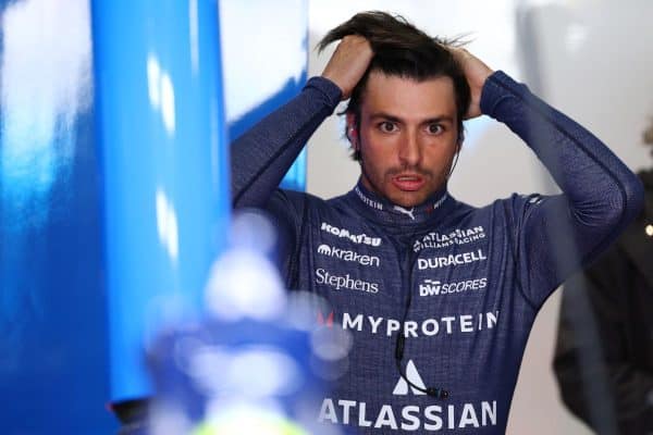 F1: Williams confirma Carlos Sainz para a temporada de 2027