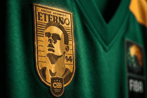 Brasil homenageará Oscar Schmidt em jogo contra República Dominicana