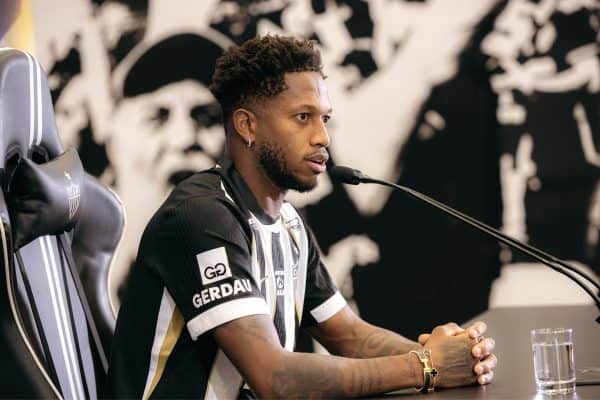 Fred é oficialmente jogador do Atlético-MG e pode jogar no sábado