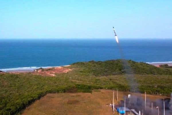 FAB Interrompe Lançamento de Foguete Sul-Coreano no Maranhão Após Desvio de Rota