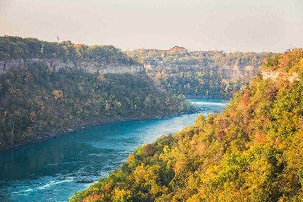 Trump sugere renomear Lago Ontário na fronteira com Canadá para “Lago América”