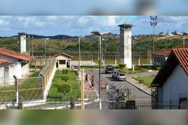 Secretária de Sergipe é acusada de impedir fiscalização em presídio; Sejuc nega