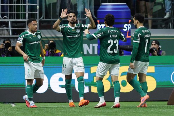 Palmeiras enfrenta Santos na Copa do Brasil após vitória na Libertadores