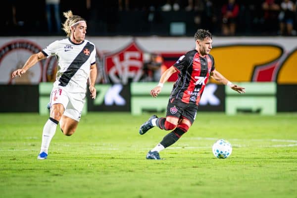 Vasco e Vitória se enfrentam nas quartas da Copa do Brasil em São Januário