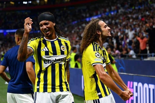 Guendouzi provoca torcida do Lyon e incita confusão após vitória do Fenerbahçe