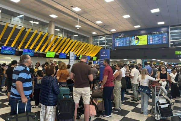 Aeroporto de Congonhas cancela 37 voos após incidente no Santos Dumont