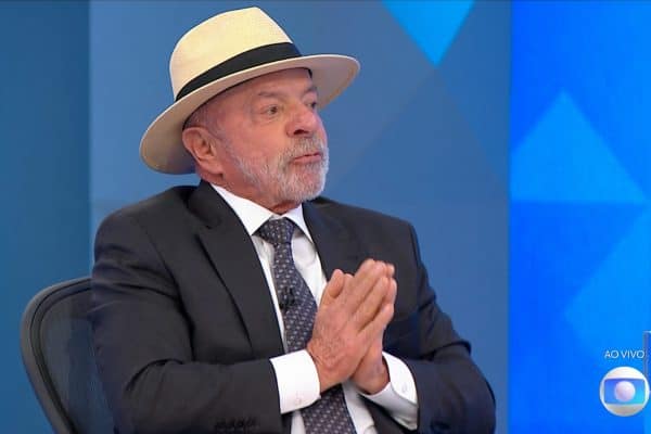 Lula apoia Jaques Wagner e critica “ilações” sobre o Banco Master