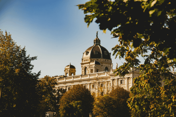 Explore destinos europeus surpreendentes na baixa temporada