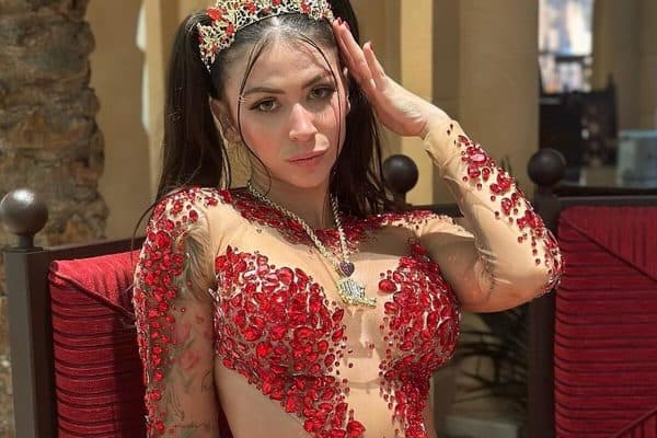 MC Pipokinha é condenada após show com conteúdo sexual explícito