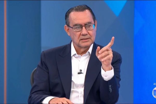 Augusto Cury viraliza após debate e sabatina com propostas inovadoras