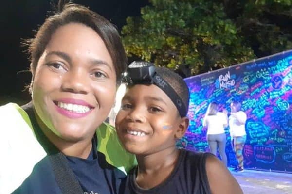 Mirtes, mãe de Miguel, conclui Direito e presta tributo ao filho falecido