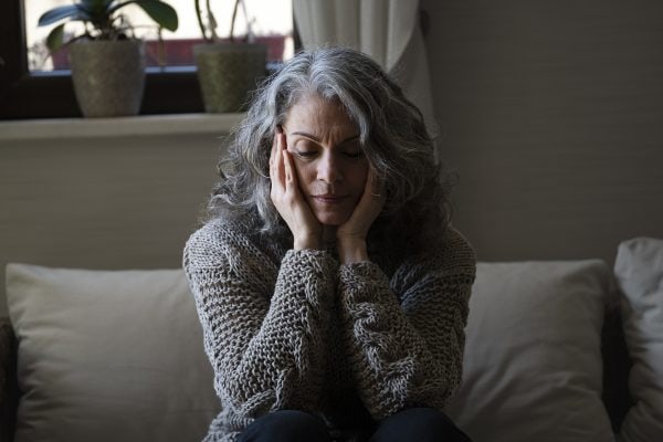 Terapia com estriol pode aliviar “névoa mental” da menopausa, aponta estudo