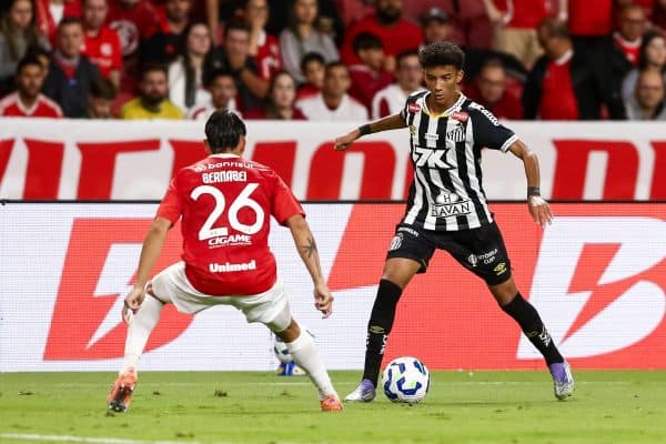 Robinho Jr. deixa o Santos e assina com o Genoa, da Itália, por empréstimo