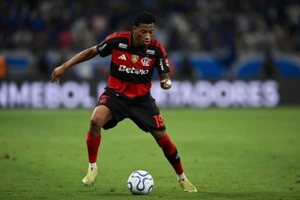 Flamengo critica Dínamo de Moscou após exame médico de Gonzalo Plata