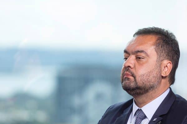 PF Descobre Pagamento de R$ 10,5 Mil em Caviar por Empresa Ligada a Aliado de Cláudio Castro