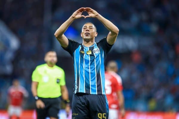 Grêmio avança às semifinais da Copa do Brasil e enfrenta Atlético-MG