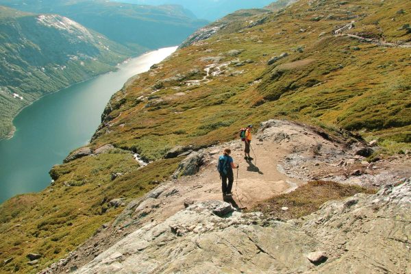 As 7 Trilhas Mais Remotas e Deslumbrantes do Mundo Segundo Condé Nast Traveller