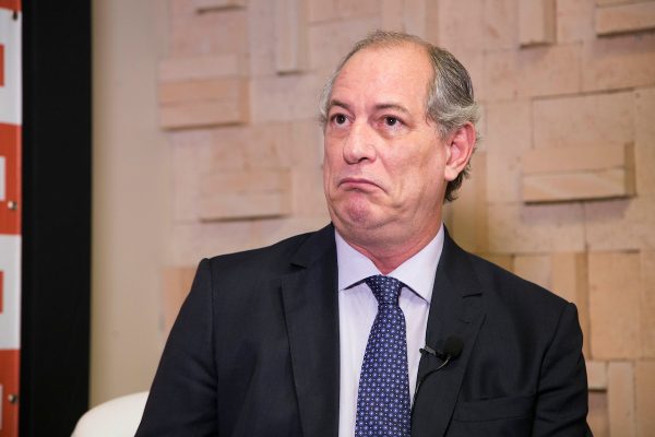 Ciro Gomes buscou apoio psicológico após desentendimento com Cid Gomes