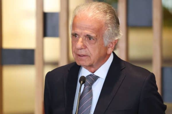 José Múcio afirma que Brasil investirá em drones para vigilância de fronteiras