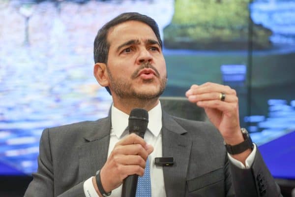 AGU solicita a Fachin suspensão de decisão que afastou Andrei da PF