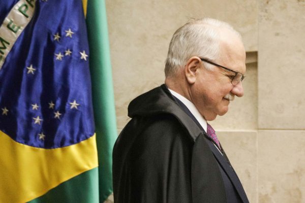 Decisão de Fachin sobre a PF é apoiada pela AGU e Ministério da Justiça