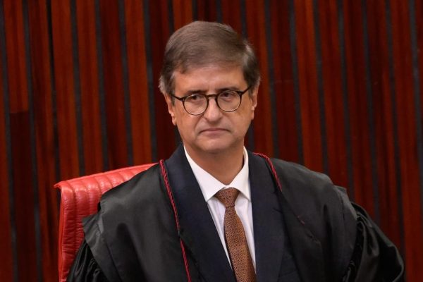 OAB solicita que Paulo Gonet não atue em processo de Alexandre de Moraes e Daniel Vorcaro
