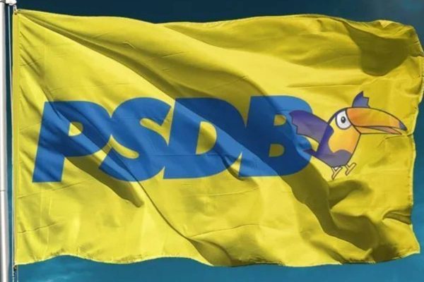 Candidatos do PSDB expressam descontentamento com falta de recursos para campanha