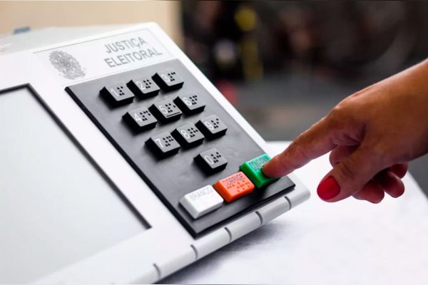 Eleitores com deficiência têm até segunda-feira para solicitar transporte gratuito