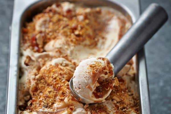 Receita de Sorvete Caseiro de Caramelo Salgado com Sabor de Gelato