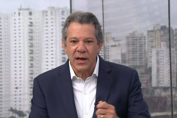 Fernando Haddad minimiza rejeição de 48% em São Paulo e diz que política está difícil